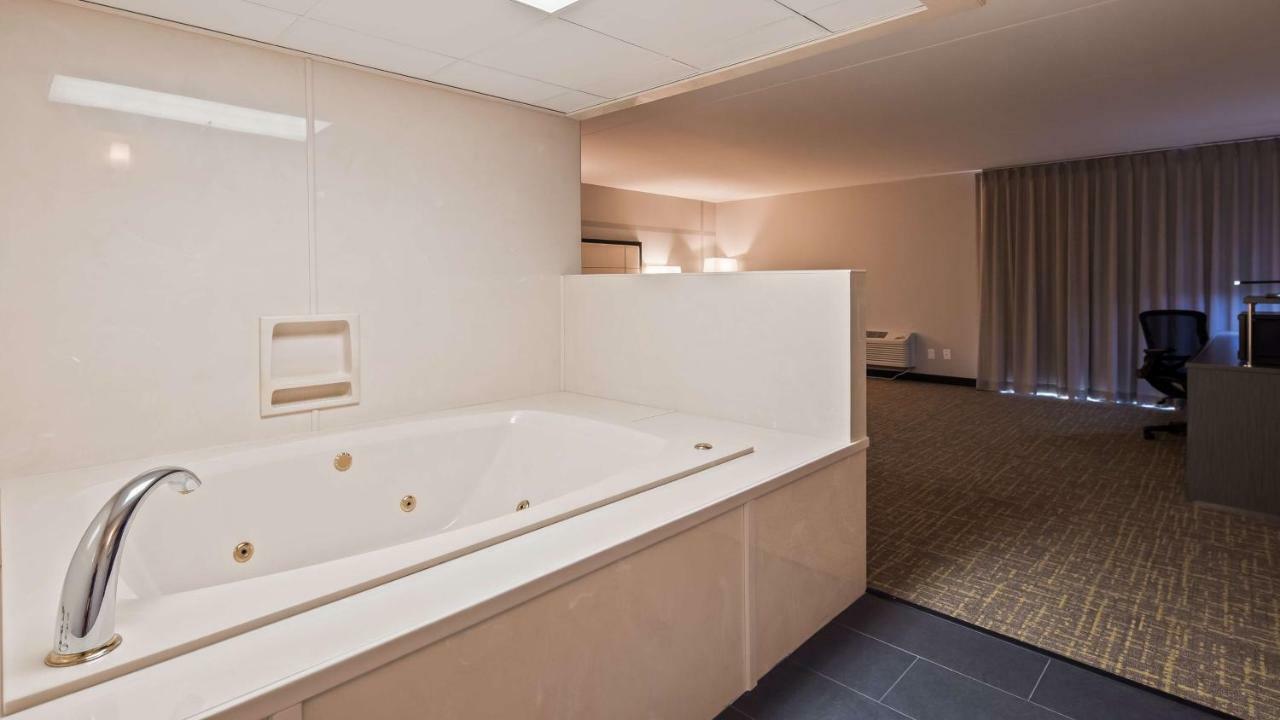 Best Western Plus Columbia River Hotel & Conference Center Richland Exterior photo